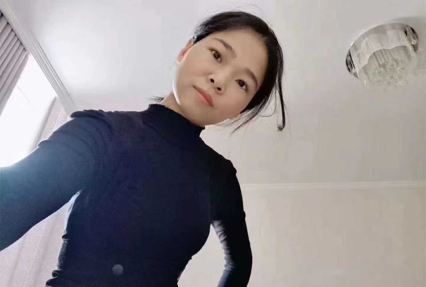 青山服务控如梦