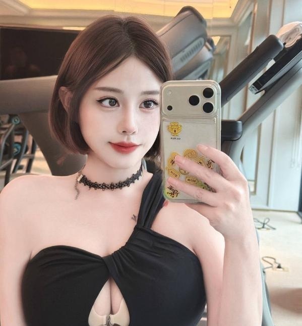 拱墅巨乳颜值服务妹子