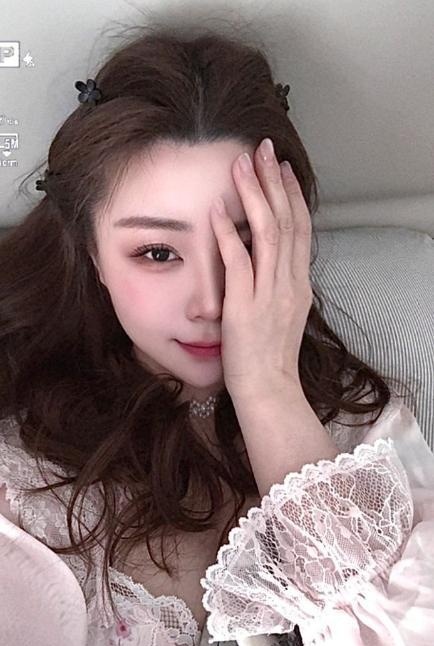 翘臀性感妹子