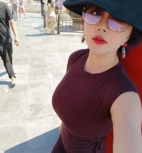 大G奶少妇