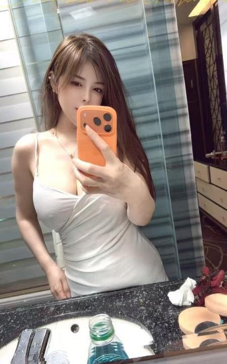 浦东纯天然大胸姐
