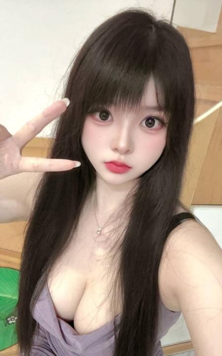 坂田小美女闹闹
