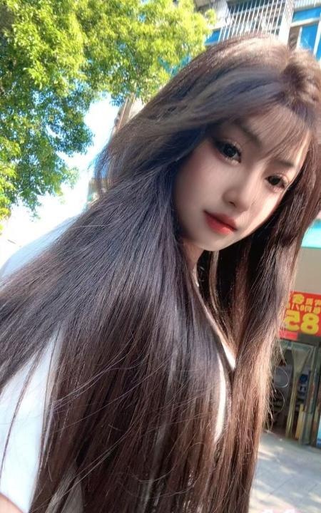 叶子在上城可舌吻