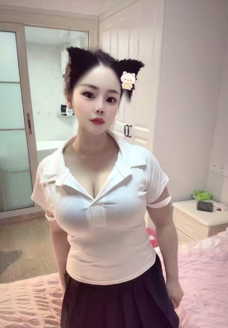 巨乳大波佳佳