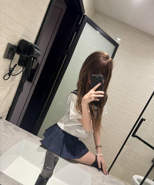 玲玲后小嫩妹