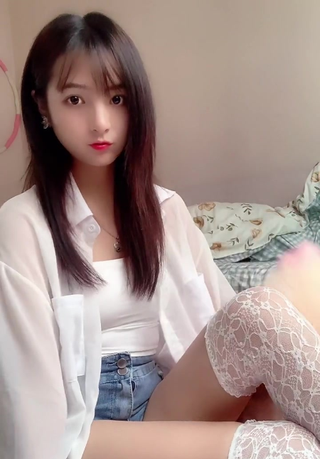 邻家骚气小妹