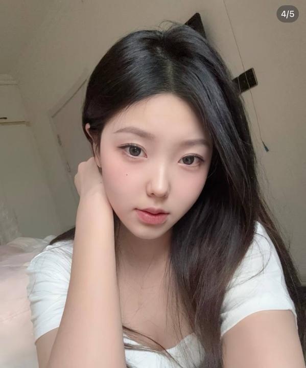 徐汇水多翘臀嫩妹