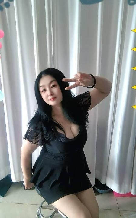 风骚服务熟女姐姐