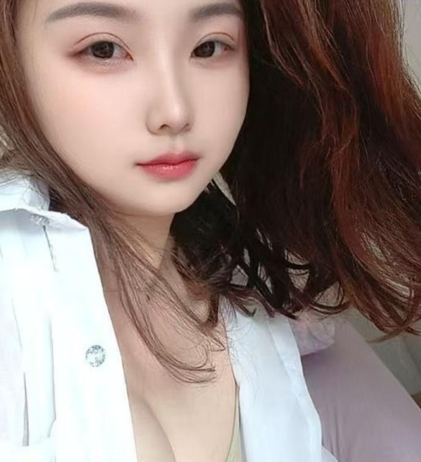 巨乳水多多骚货