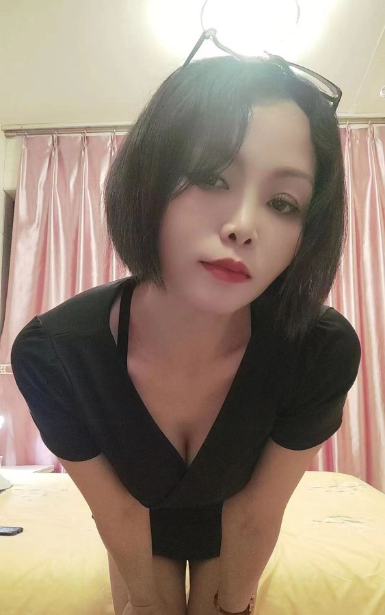 服务系轻熟女阿姨