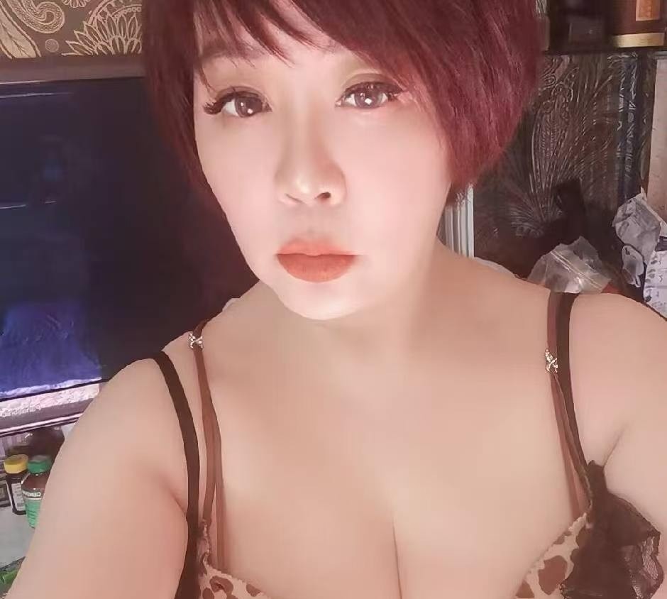 东城丰满少妇