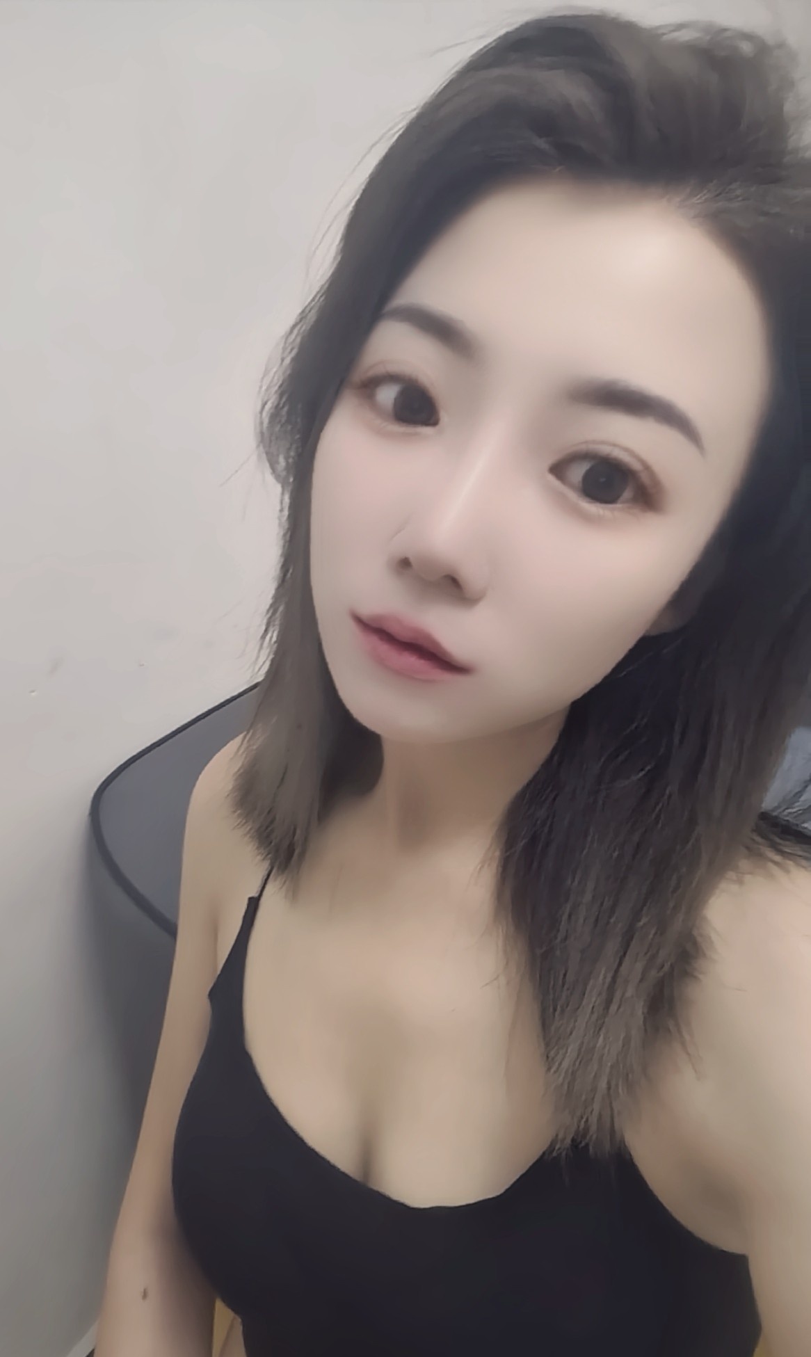白云萝莉小骚猫丽娜