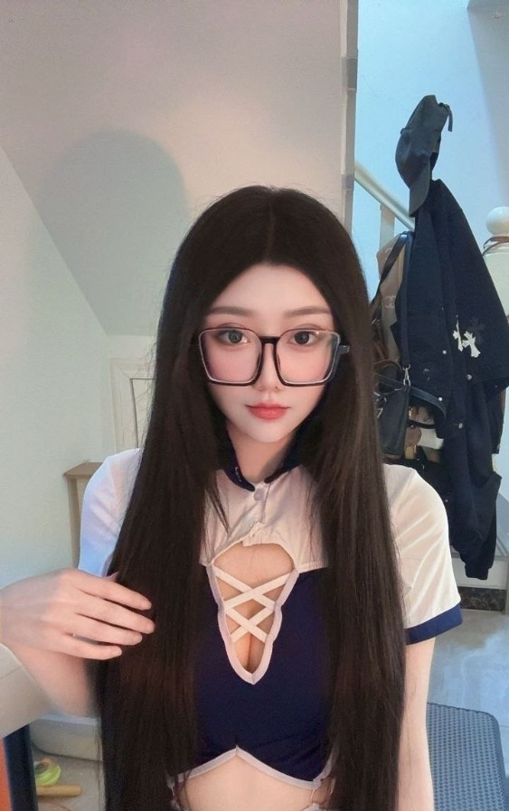 蜀山模特身材萱萱