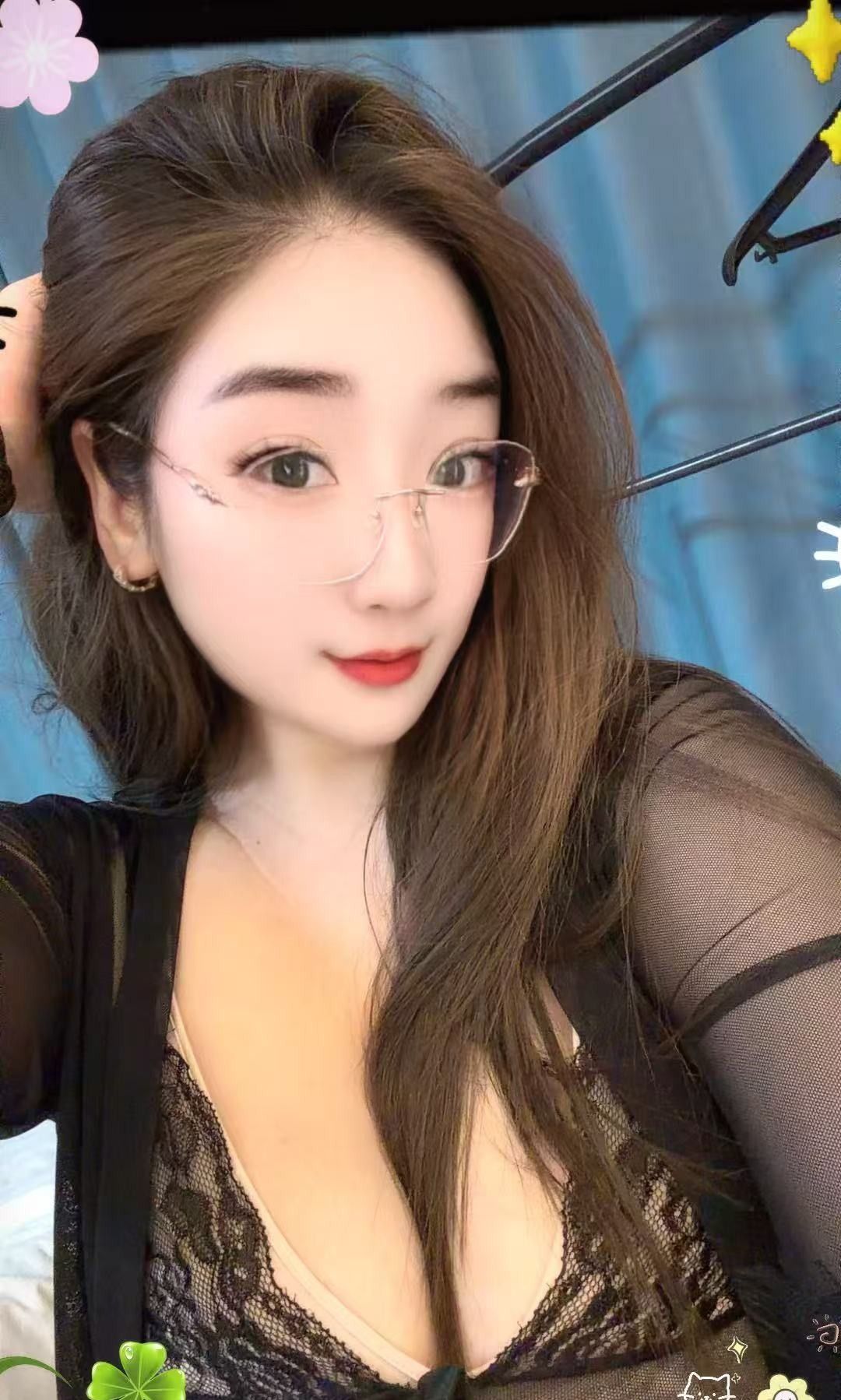 美美的巨乳