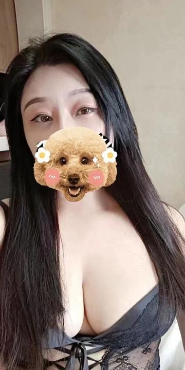 大奶三通小淫妇