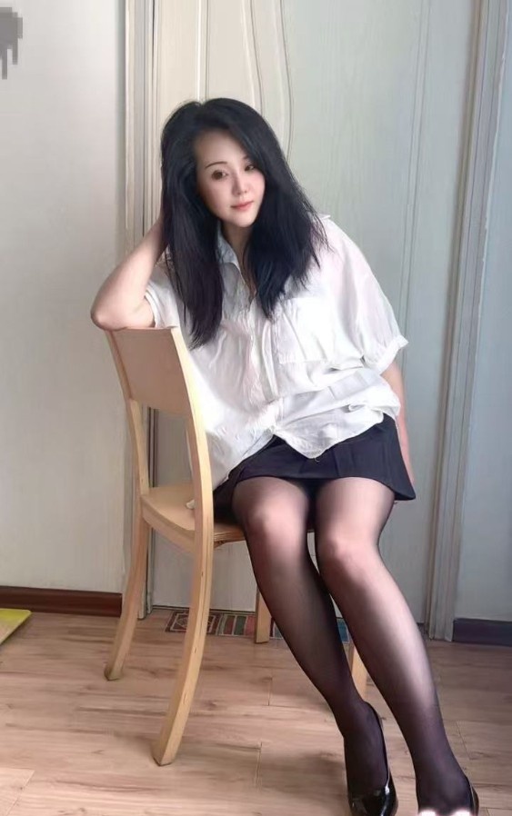 家属院妖娆少妇