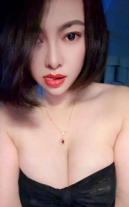 滨江E乳少妇夏沫