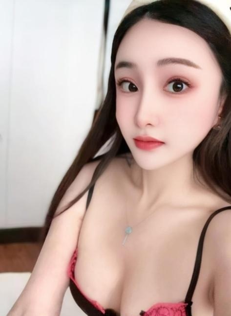 松江川渝巨乳辣妹