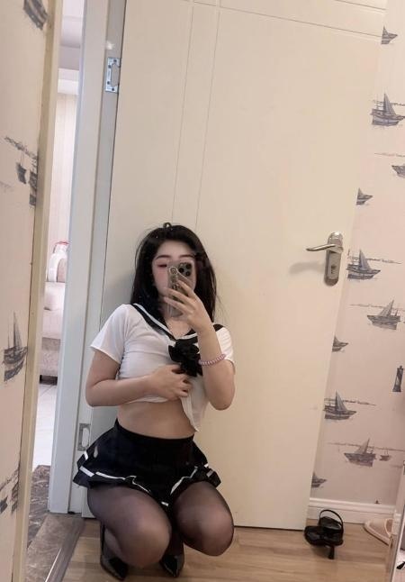 御姐型小尤物