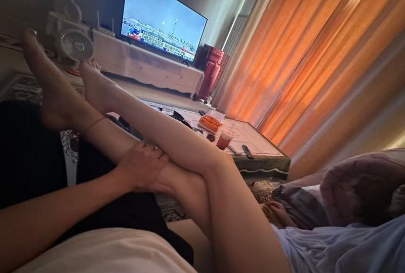 漂亮妹子依娜