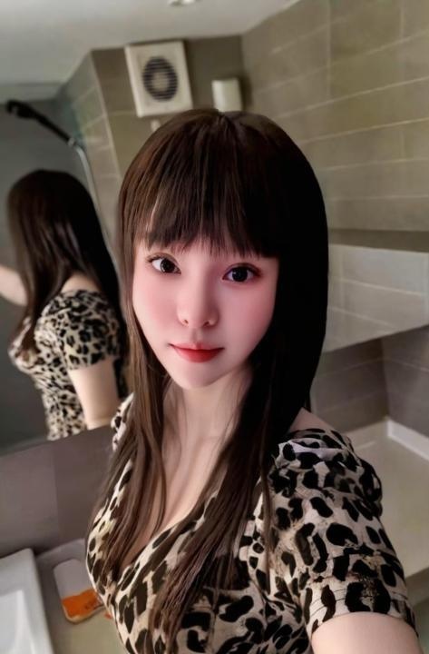 吴中豹纹纤腰骚妹