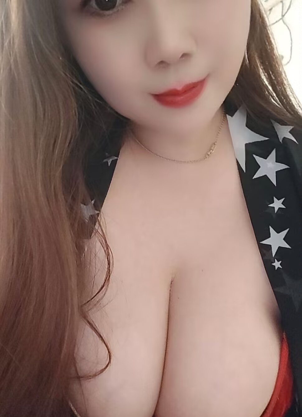槐荫大胸爽歪歪