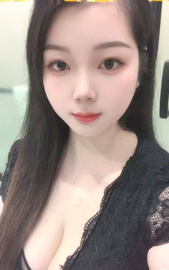 武侯高颜值大胸朵朵