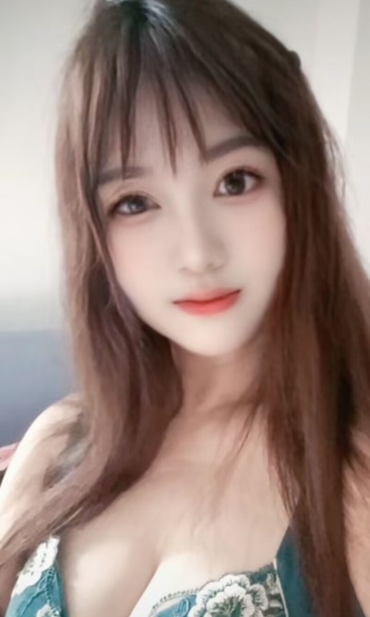 大胸骚熟女
