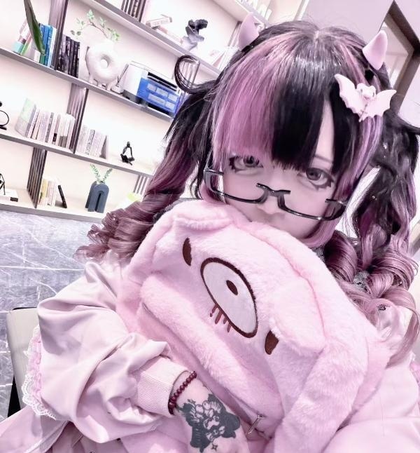 二次元精神小妹