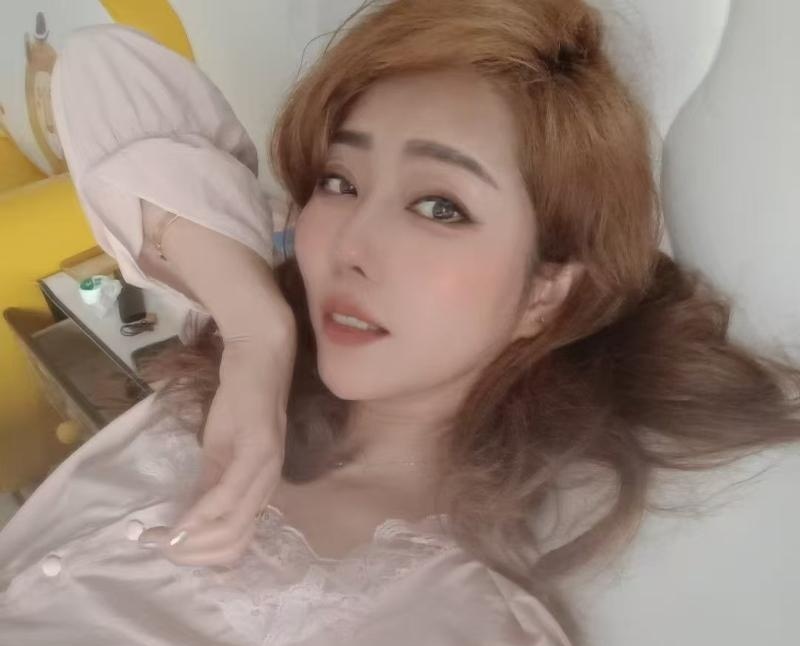 罗湖舌震艳舞西西