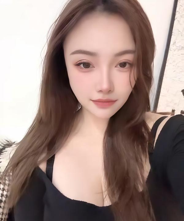 岳麓F奶小琴