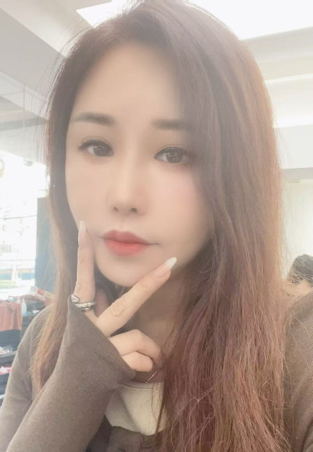 海珠大胸小辣椒