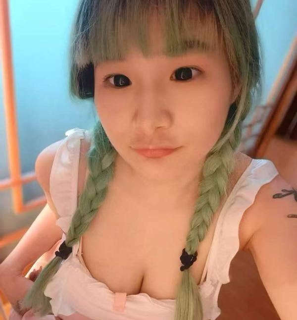 嫩妹小cc