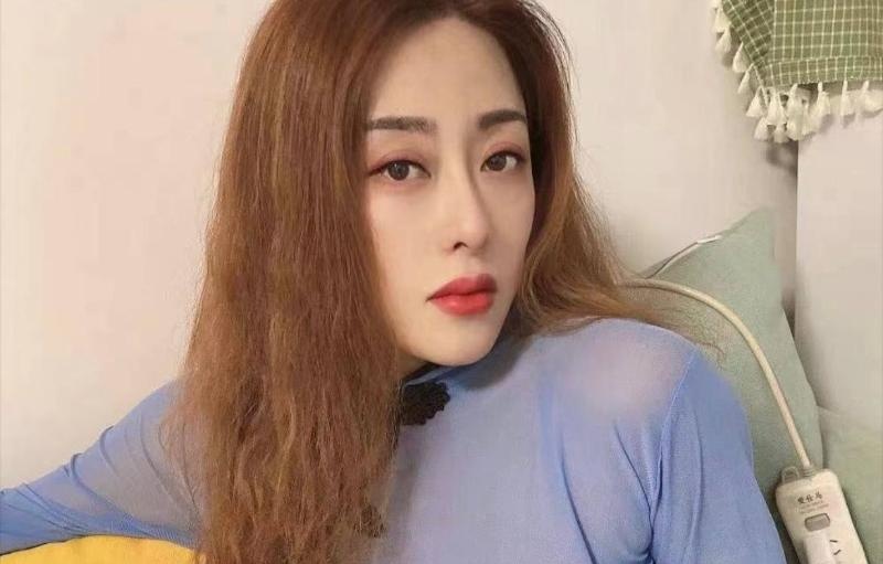 湖里妩媚性感气质御姐