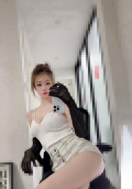 杨浦模特身材御姐莫奈