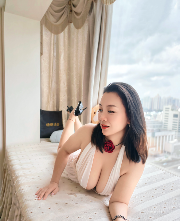 蜜臀E乳YoYo