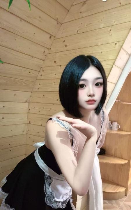 雨花舌吻短发妹
