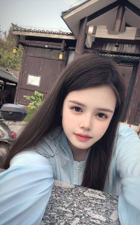 坂田甜美小艾