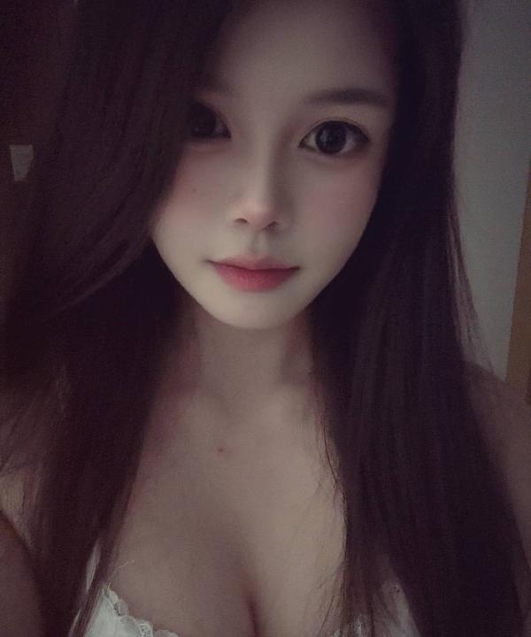 坂田甜美小艾