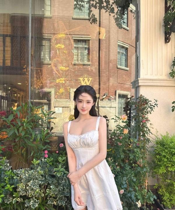 清纯颜值女友薇薇老师