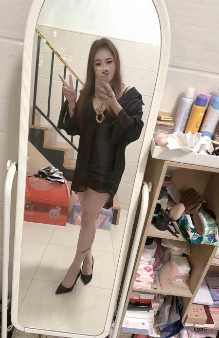南山丰满巨乳暖暖