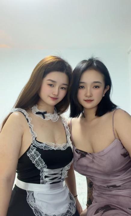 双飞口爆颜射姐妹花