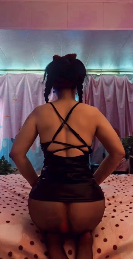 巨乳性感少妇