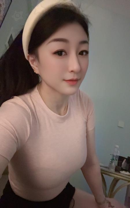天河舌吻瑶瑶可拍AV