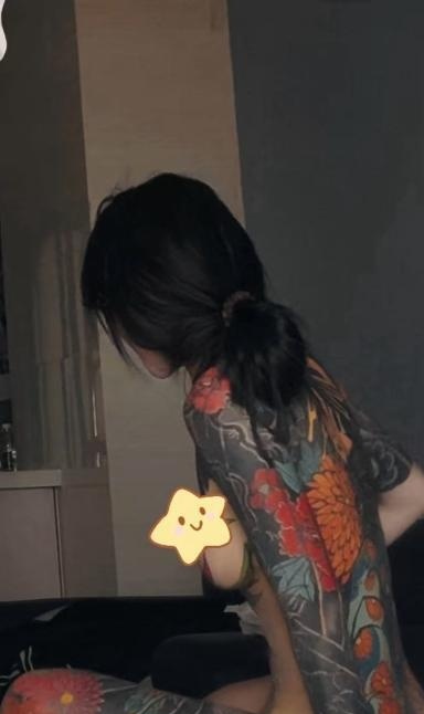 纹身猫猫