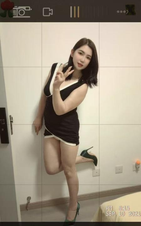 瑶海美胸少妇