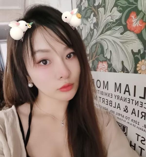 南宁瑜伽教练