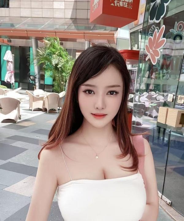 江岸骚货御姐水多多