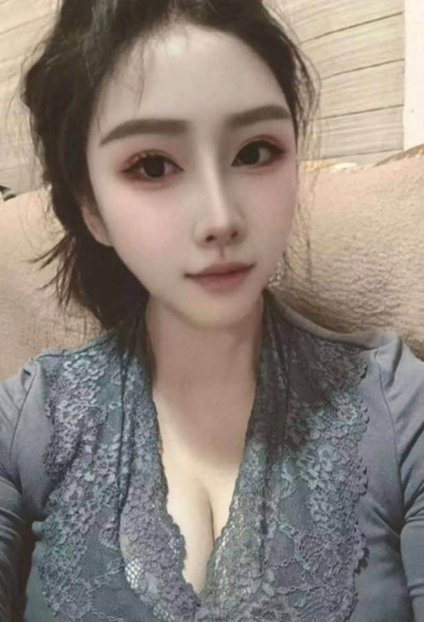漏斗型欧美身材