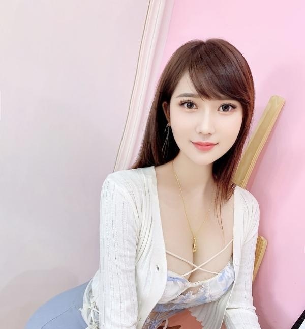 华阳大胸少妇香香